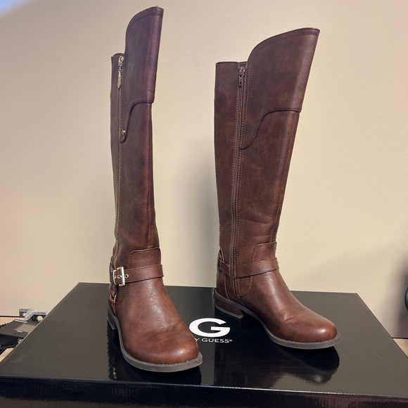 Guess Dark Brown Boot - Picture 1 of 7